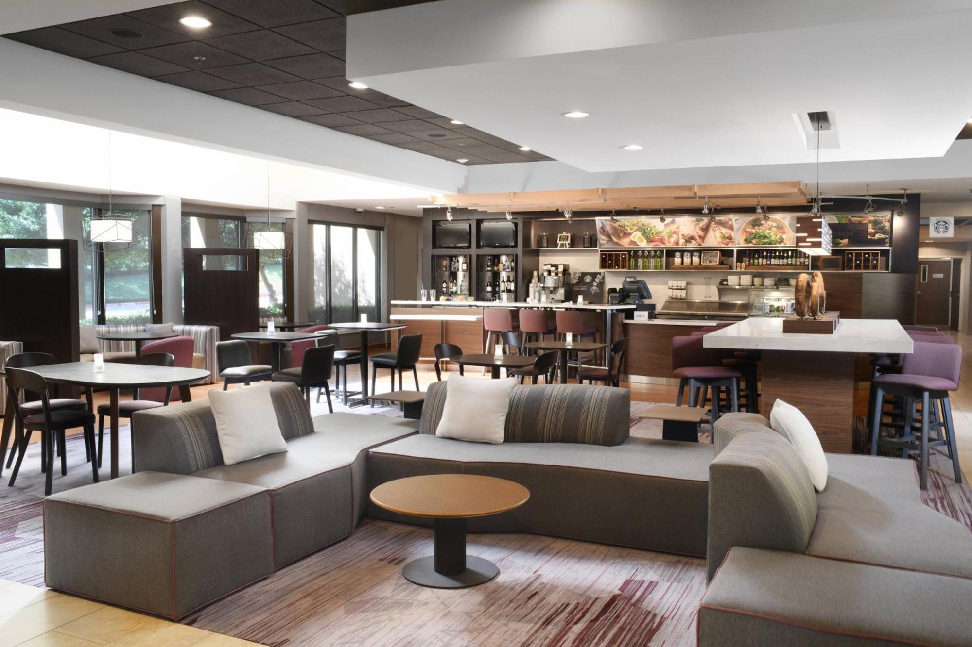 Courtyard Dallas Las Colinas Ирвинг Экстерьер фото