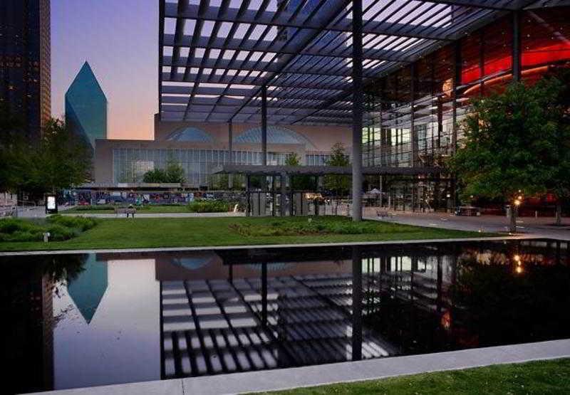 Courtyard Dallas Las Colinas Ирвинг Экстерьер фото